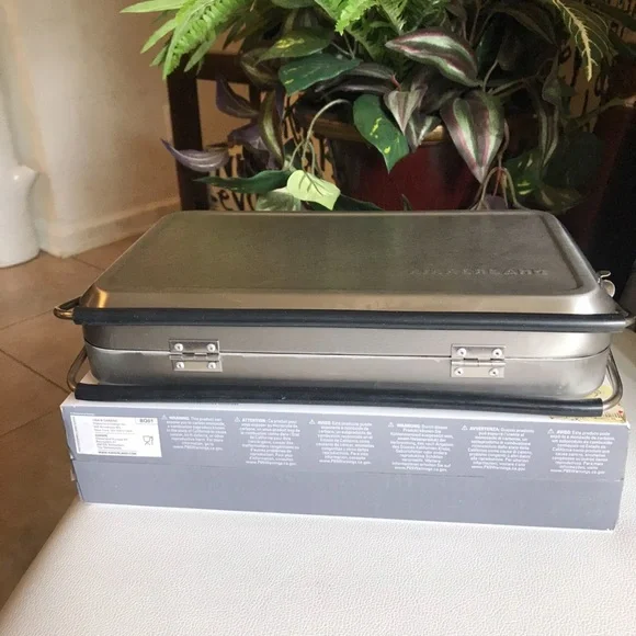 Kikkerland Silver Briefcase Barbecue NEW!!